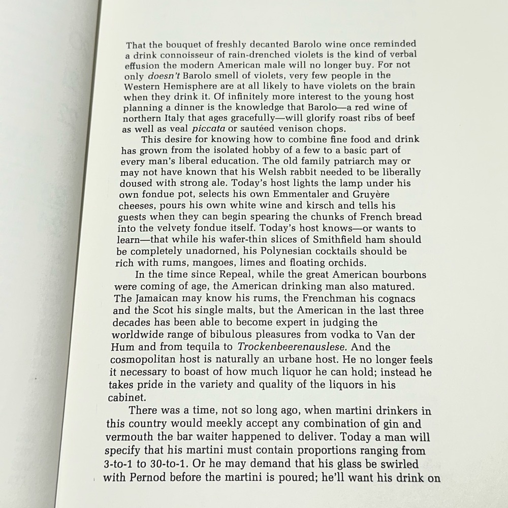 VTG. 70’s Playboy's Host & Bar Book -Hardcover - Picture 11 of 14